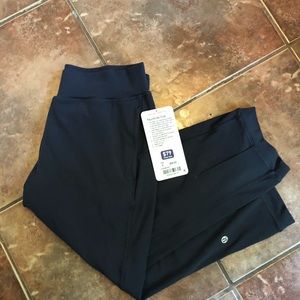 NWT lululemon crops